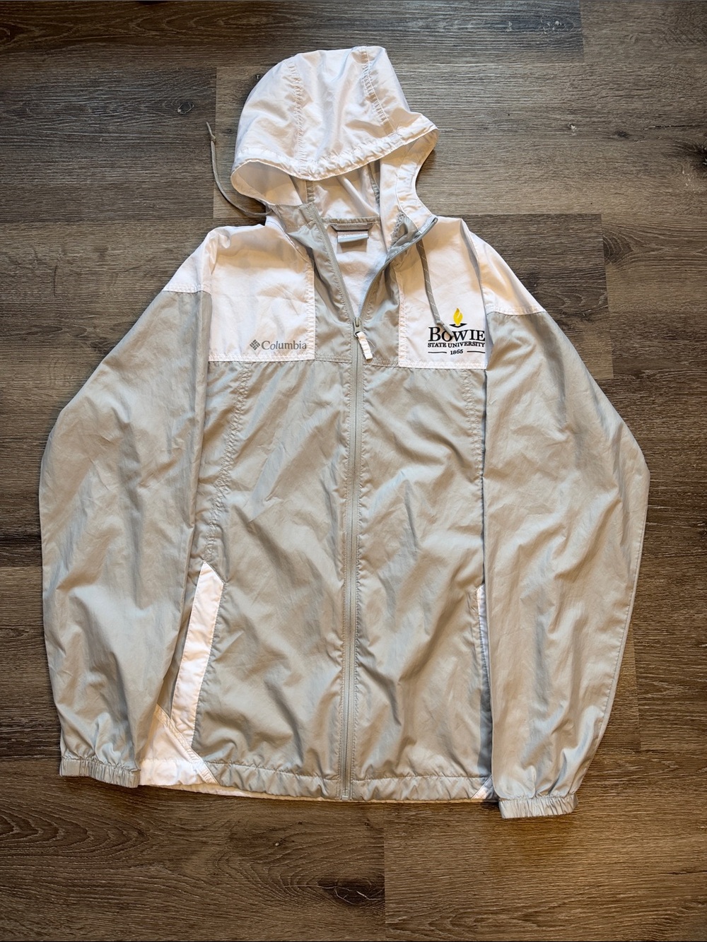 Columbia Light Gray Hooded Windbreaker with Bowie State Logo